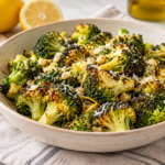 Brócoli con ajo y limón hecho en freidora de aire
